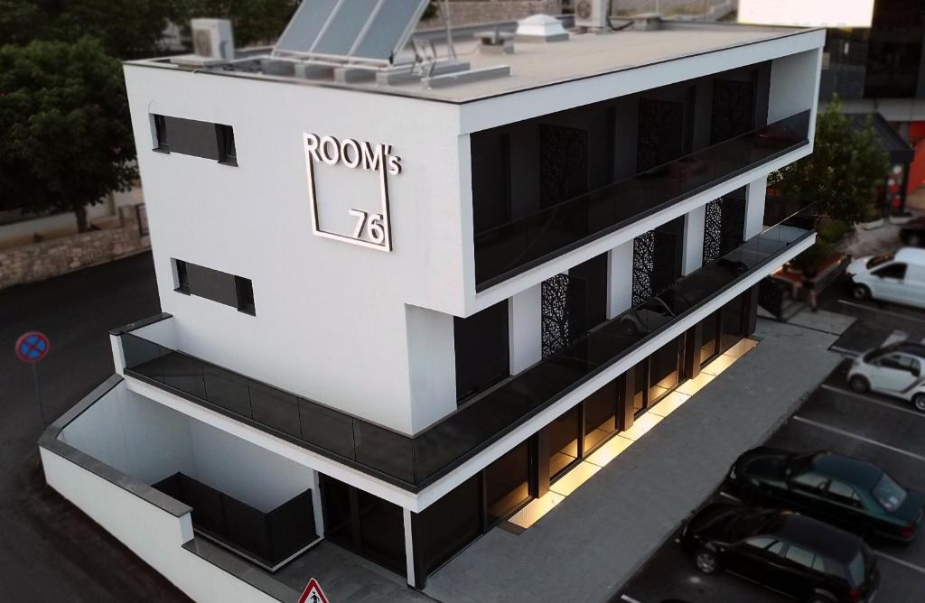 Boutique ROOMs 76 전경