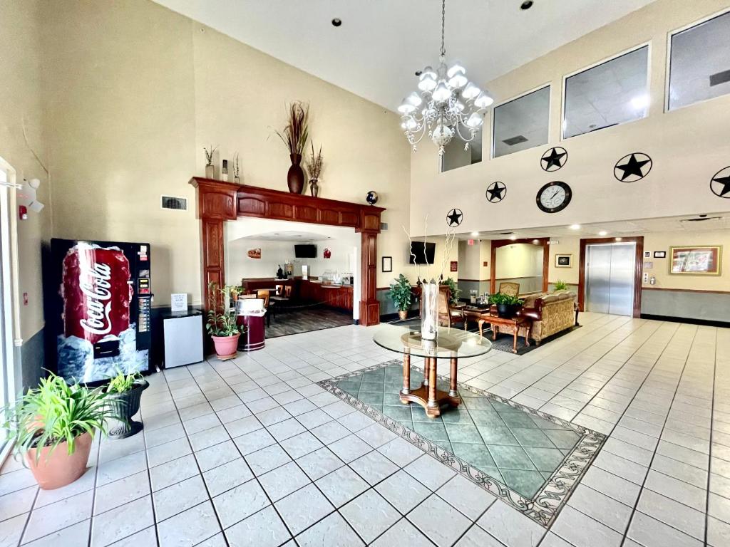 FairBridge Inn & Suites Cleburne photo