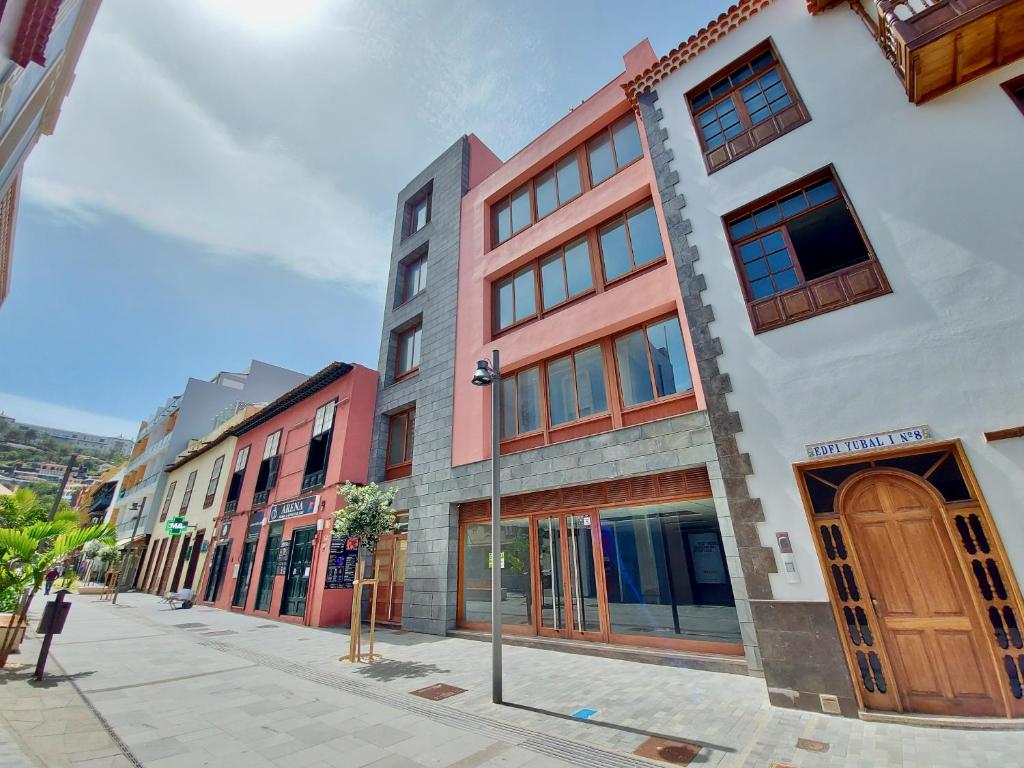 AROMAS Suites Attic - 3