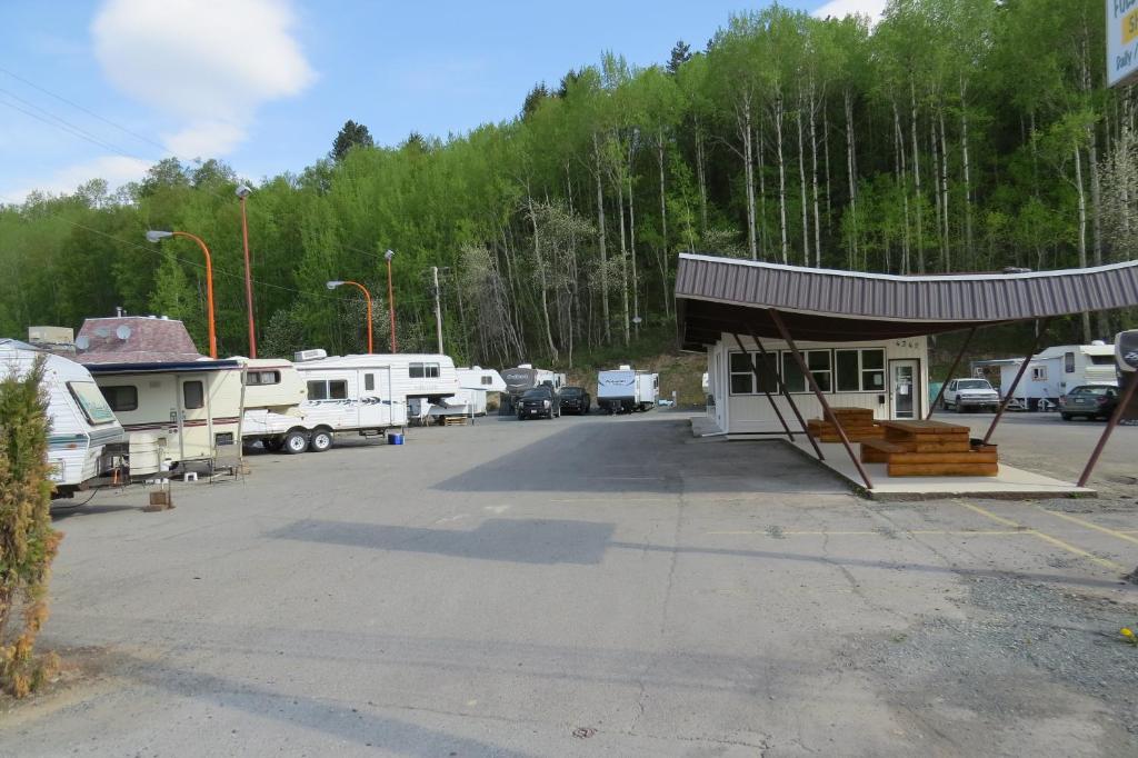 Rest Inn RV Park photo