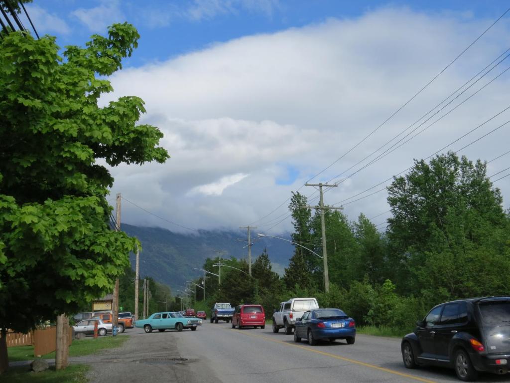 Rest Inn RV Park photo