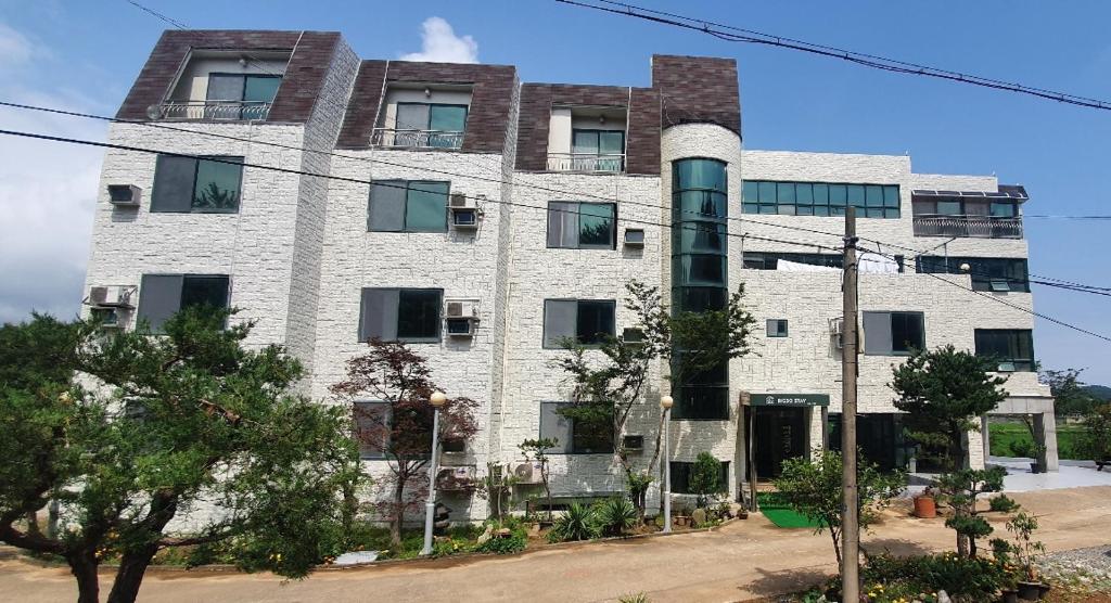 Bigso Stay, Jangjang