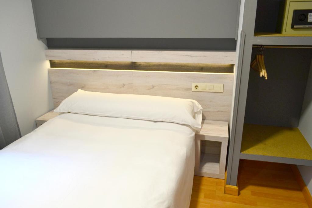 Hotel Alda Centro Oviedo photo