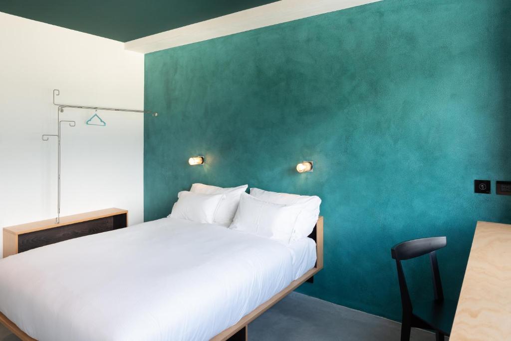 Riva Rooms & Studios photo