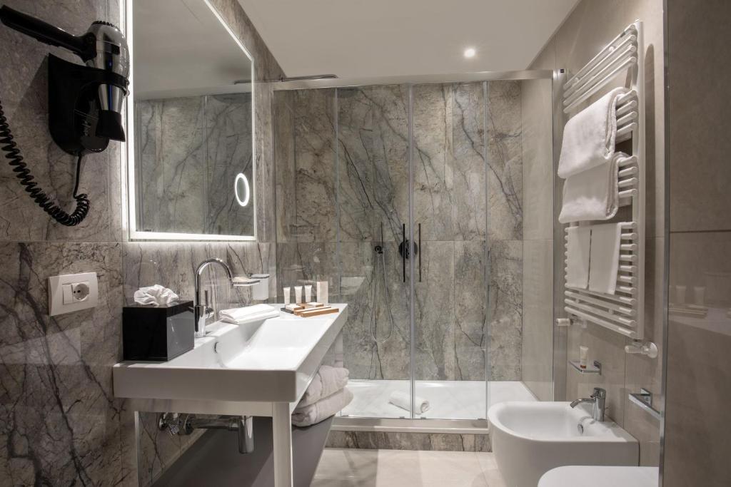 Hotel St Martin by OMNIA hotels photo