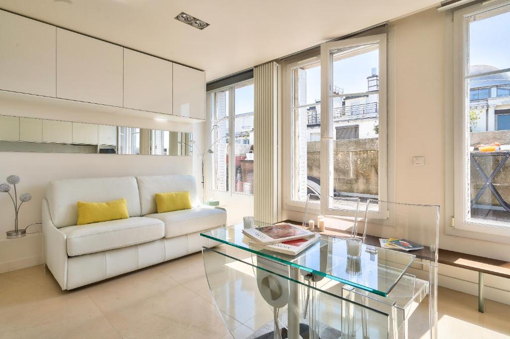 Designed Studio with AC-Terrasse Vue Tour Eiffel - 3