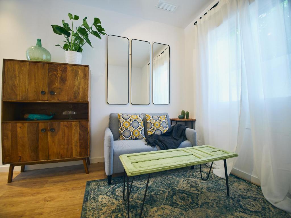 Pelícano Seville Apartments - 2