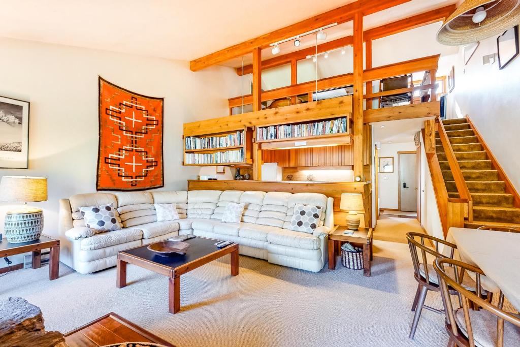 3223 Thimbleberry, Wilson