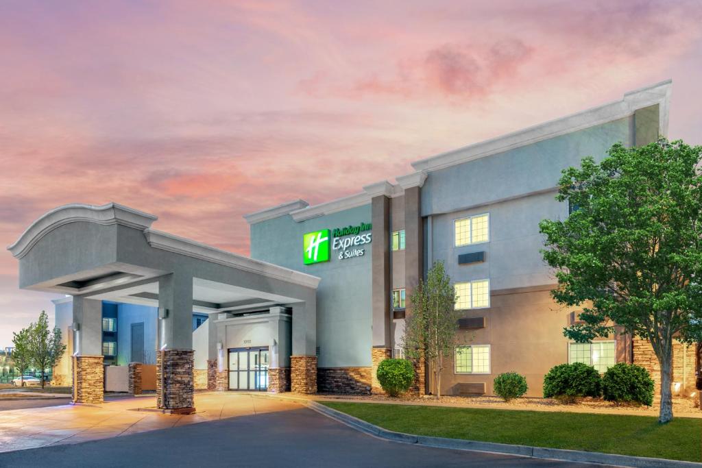 Holiday Inn Express Wheat Ridge-Denver West Hotel photo