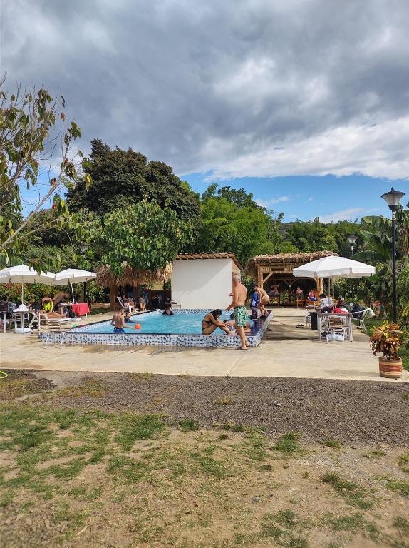 Hotel campestre campos verdes photo