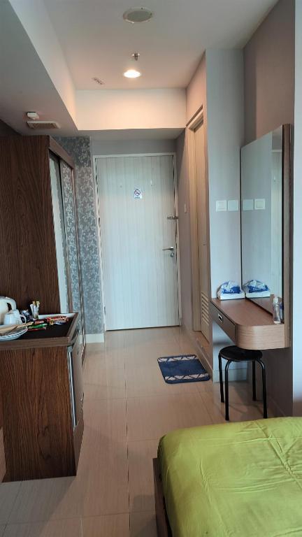 Apartemen 21 m² dengan 1 kamar tidur dan 1 kamar mandi pribadi di Bekasi Selatan (Papilukas Room Grand Kamala Lagoon - Studio East)