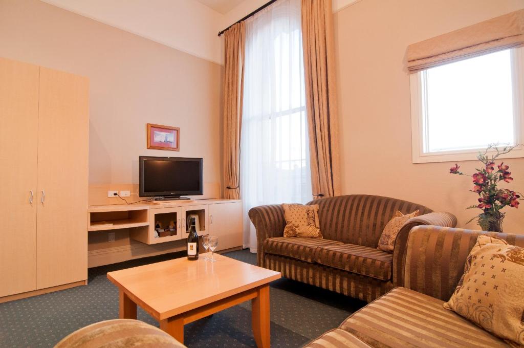 บริการและสิ่งอำนวยความสะดวก