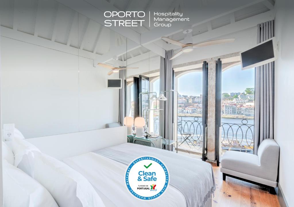 Oporto Street Fonte Taurina - Riverfront Suites — Hotel in Porto