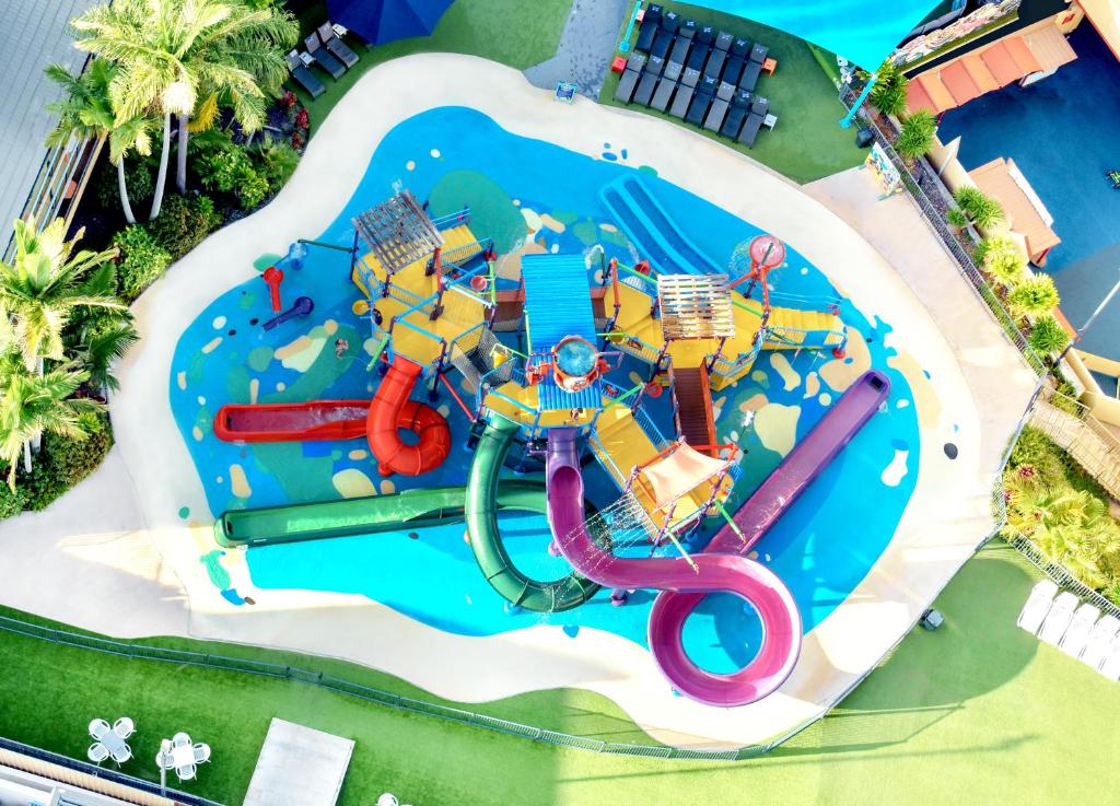 Paradise Resort Gold Coast photo