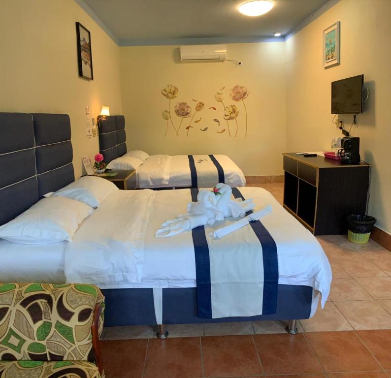 Sunshine View Hotel and Restaurant photo