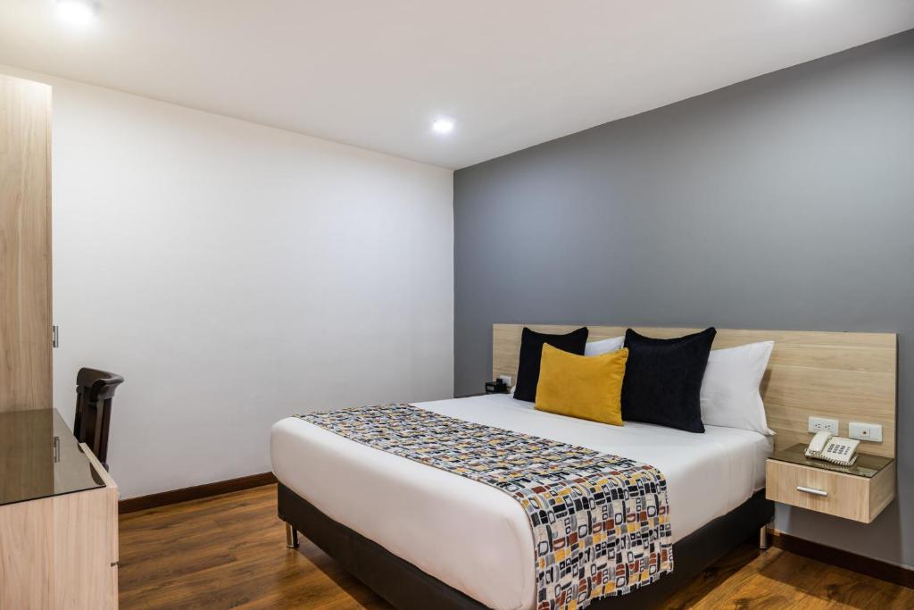 Hotel Asturias Medellin photo