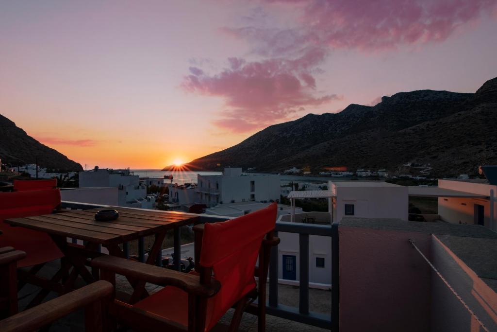 KAMARADO STUDIOS, Kamarai