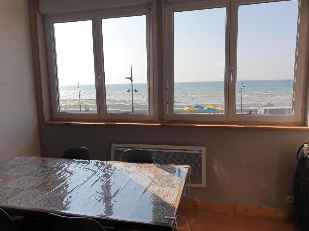 O'2 cailloux, Le Tréport