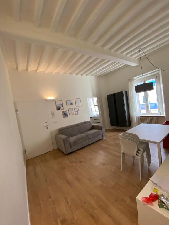 Leone Guest House - 5