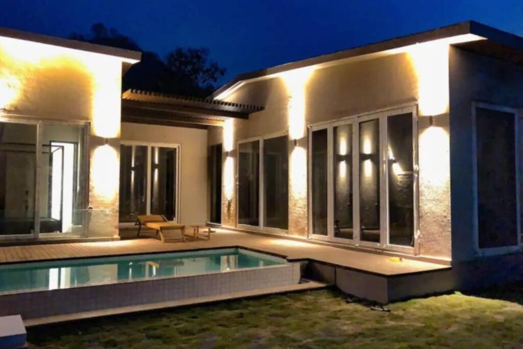 2BHK VILLA IN the LAP OF NATURE — Hotel in Khopoli