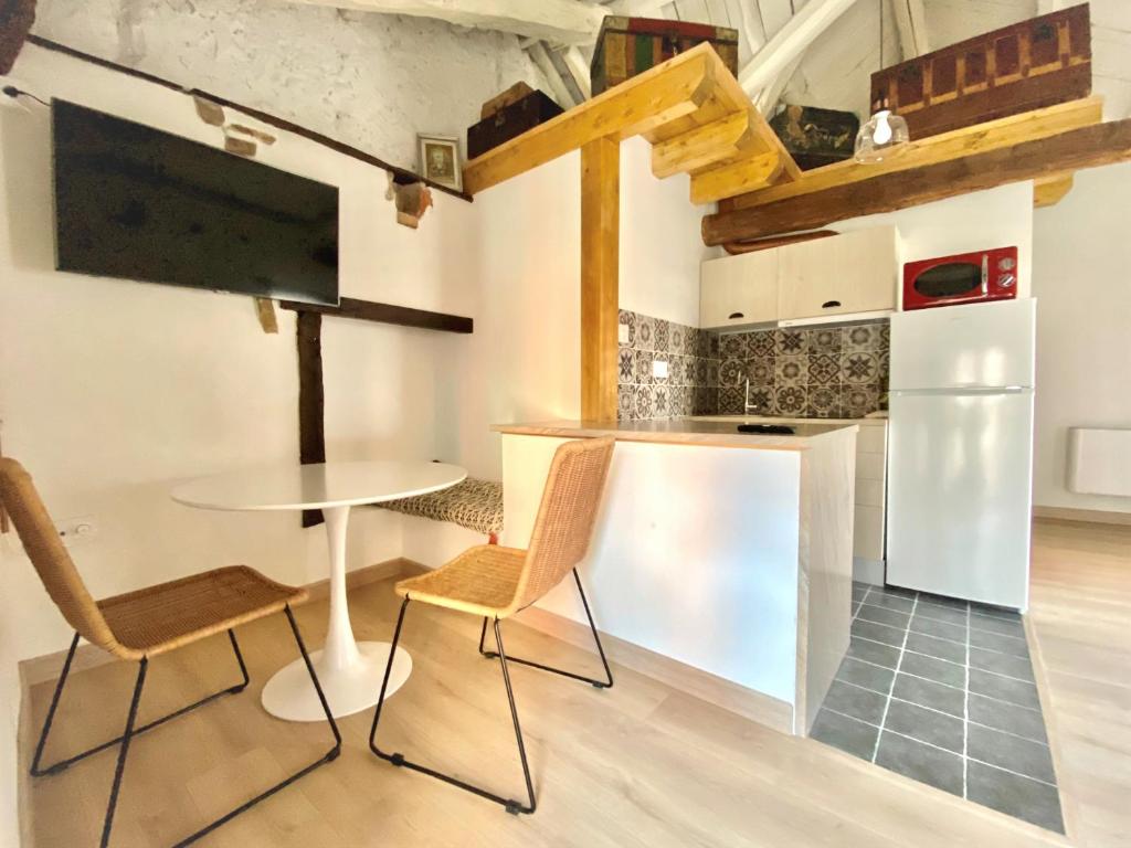 VUT Domus Aurea photo