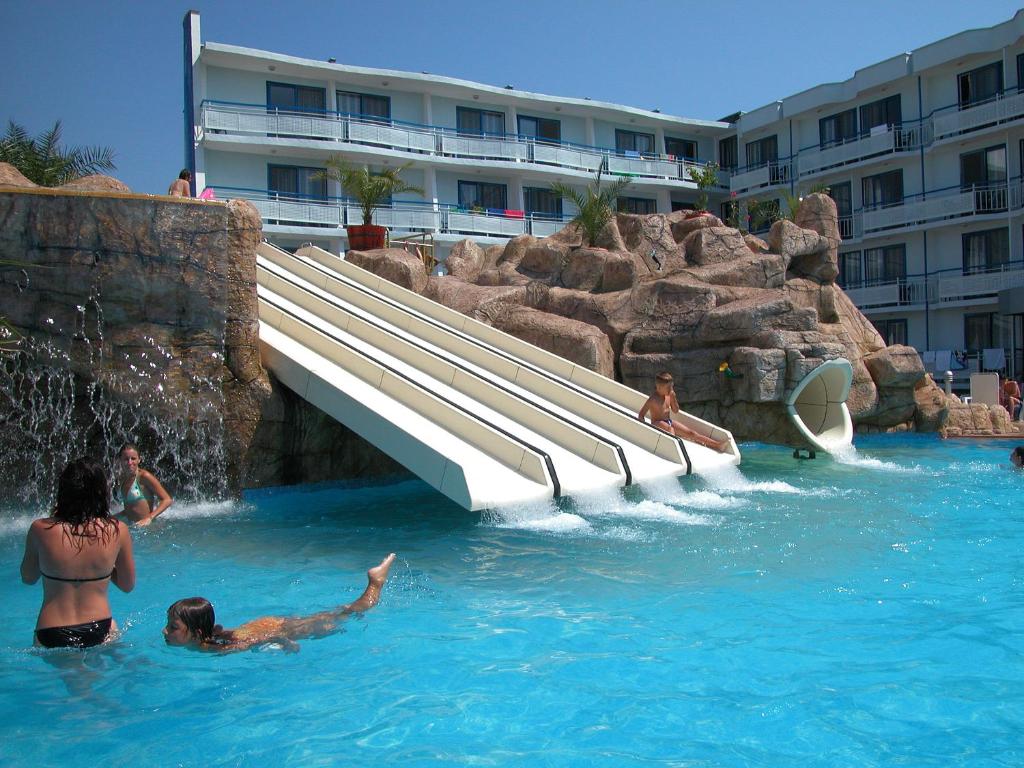 Hotel Kotva - All Inclusive — Swimming pool in Sunny Beach, Burgas Region