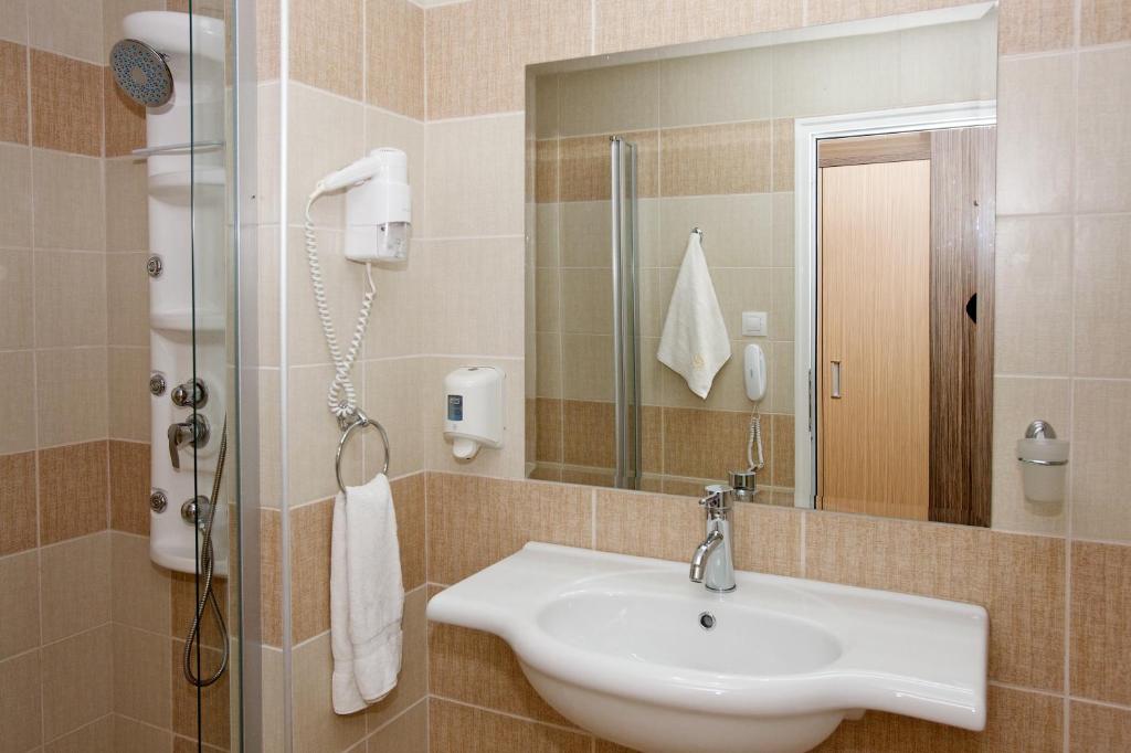 Hotel Kotva - All Inclusive — Hotel rooms in Sunny Beach, Burgas Region