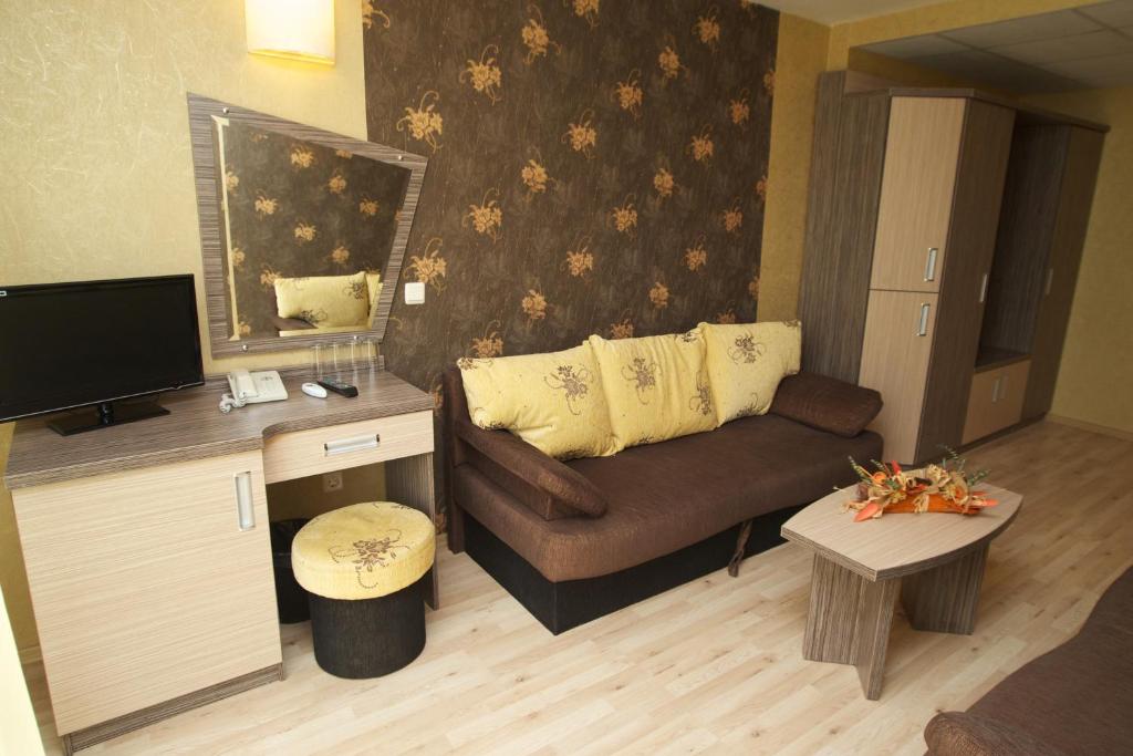 Hotel Kotva - All Inclusive — Hotel rooms in Sunny Beach, Burgas Region
