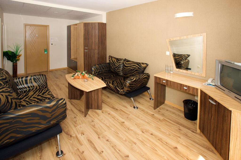 Hotel Kotva - All Inclusive — Hotel rooms in Sunny Beach, Burgas Region