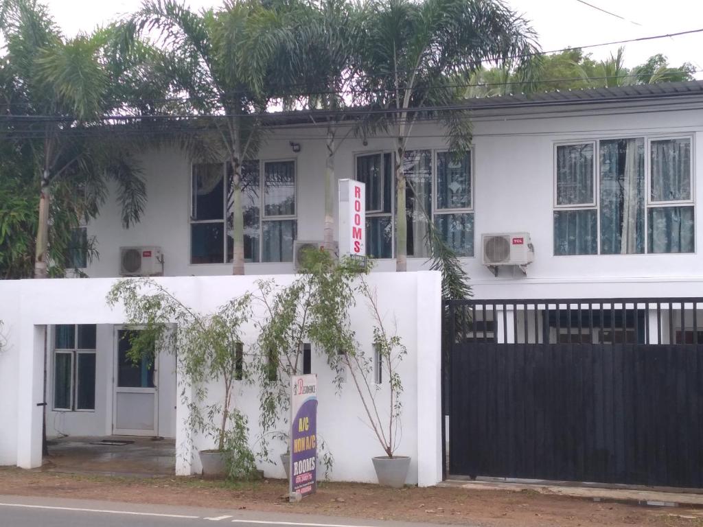 Exterior view, Saragama Holiday Resort in Kurunegala