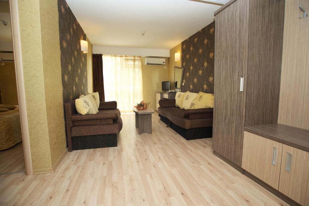 Hotel Kotva - All Inclusive — Hotel rooms in Sunny Beach, Burgas Region