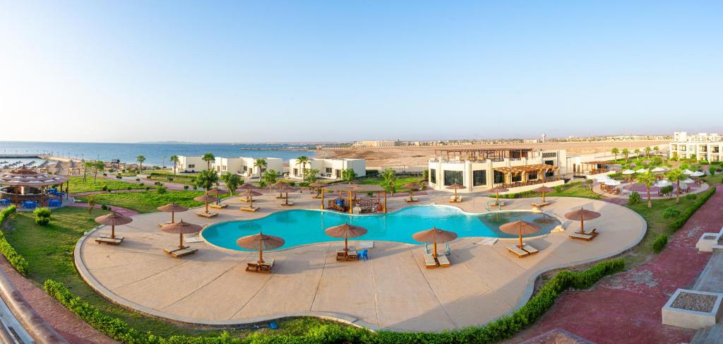 New Eagles Aqua Park Resort — Swimming pool in Hurghada, Red Sea