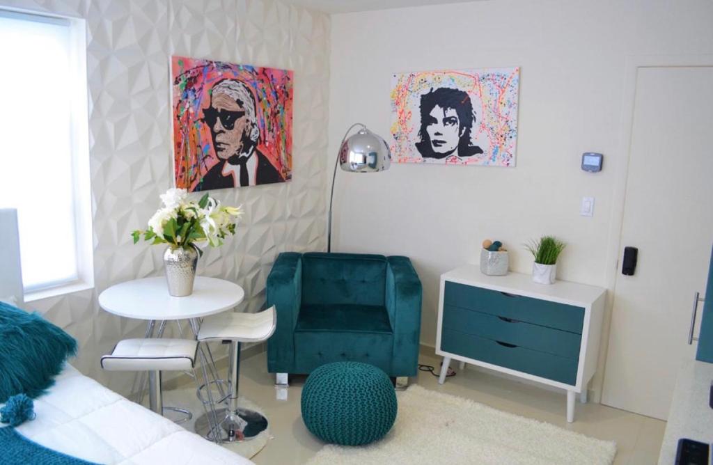 Luxury Studio Apartment IN Downtown! 26 — Hotel in Hallandale Beach (FL)