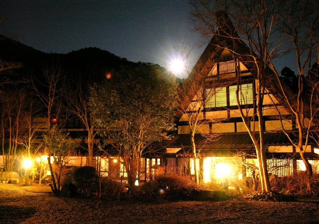 Hazu Gassho photo