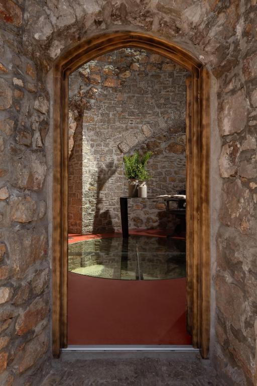 Kaminos Boutique Hotel photo