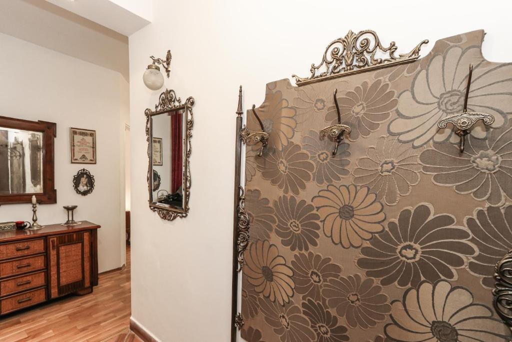 Snug, Homely Apartment by the Temple - 5