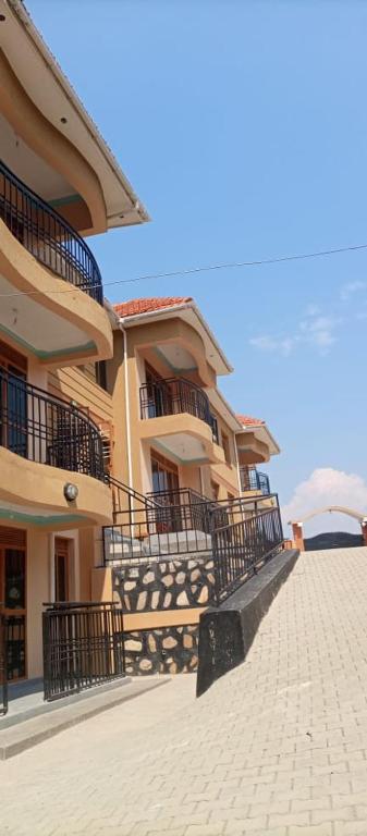 Legend Executive Suites — Hotel in Fort Portal