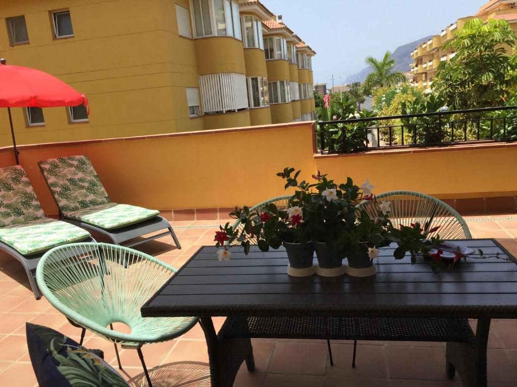 Apartamento de lujo en Puerto Santiago photo