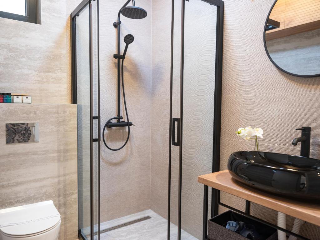 New & Luxury 5* with Breathtaking View- Kiki Lu Apartment photo