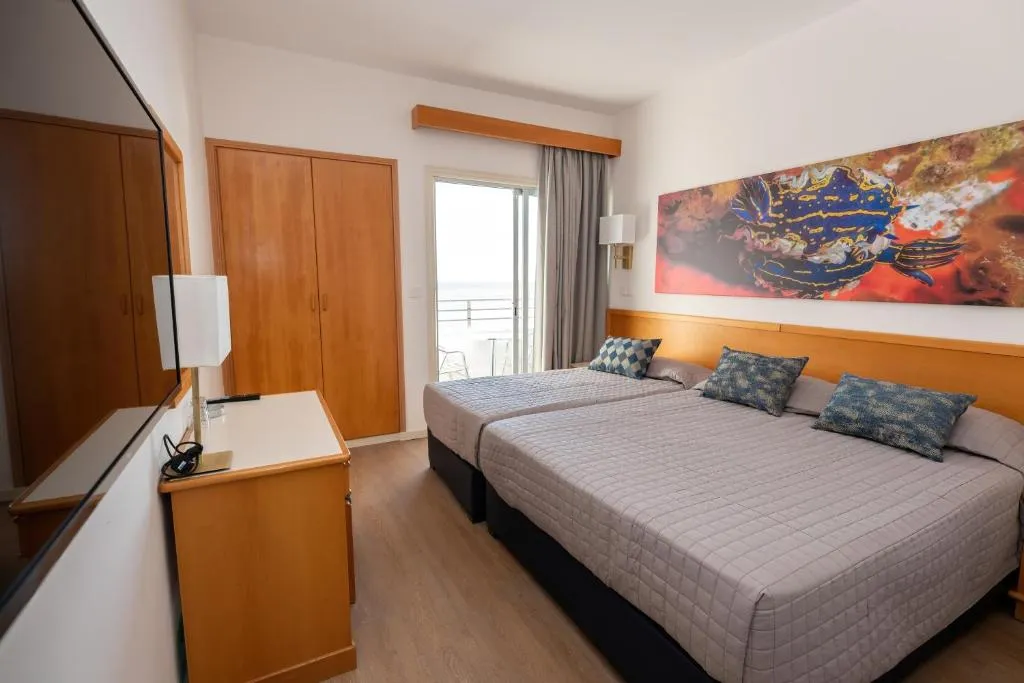 Tylos Beach Hotel, hotel in Kato Pyrgos