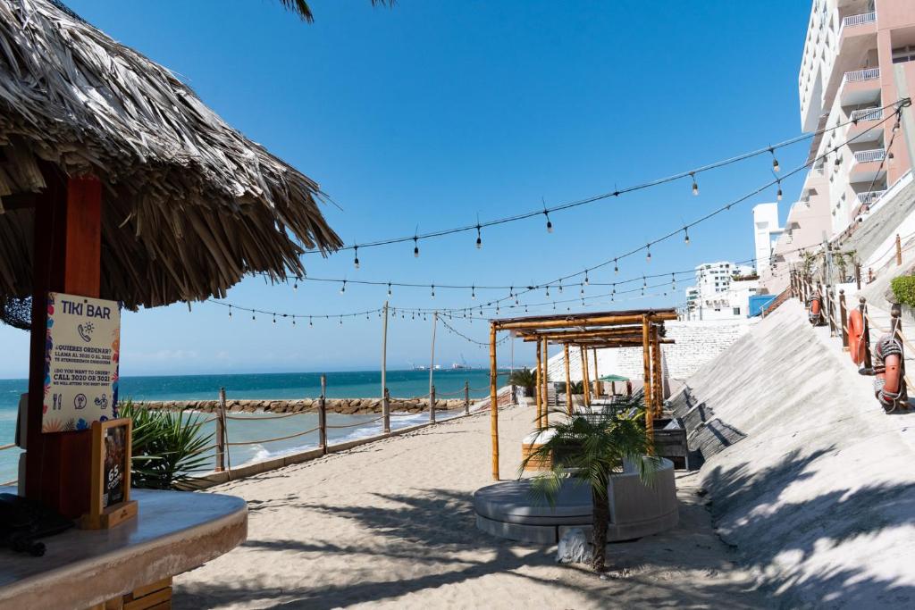 P2 TERCERA NOCHE GRATIS Prestigioso 5 Stars Ocean View Poseidon photo