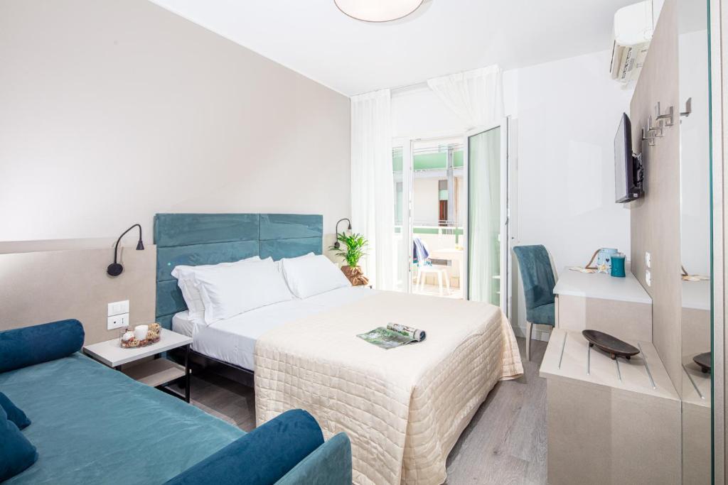 Hotel Pigalle - 2