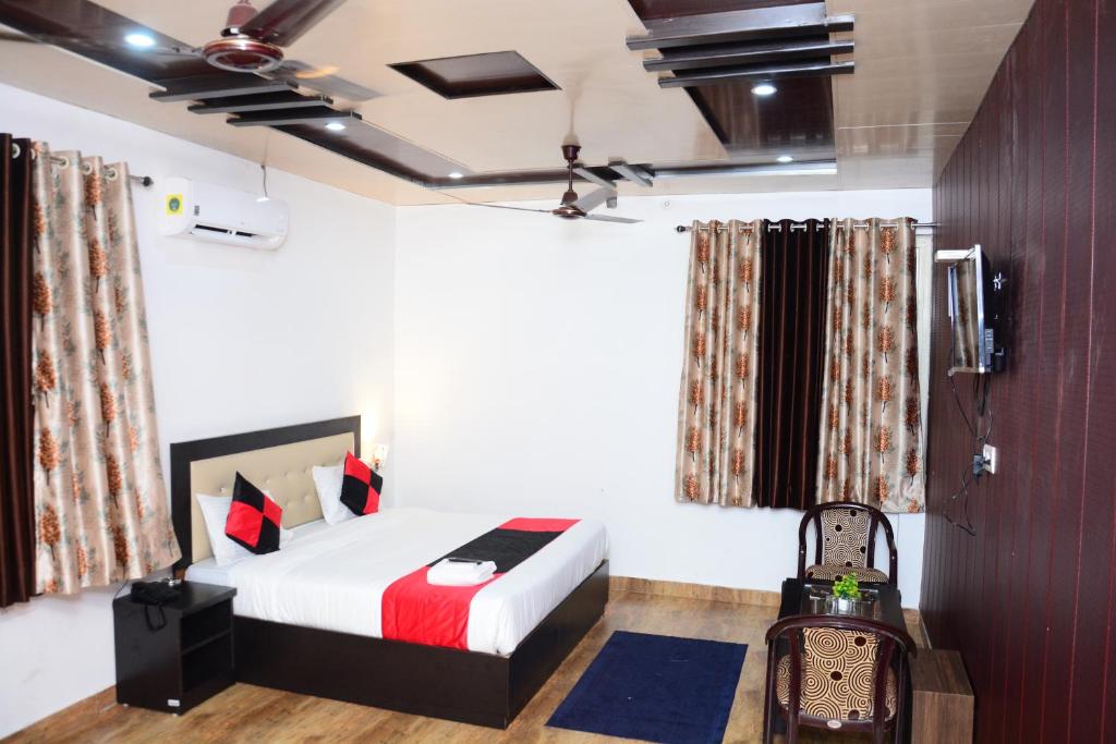 Hotel Polomax, Nainital photo