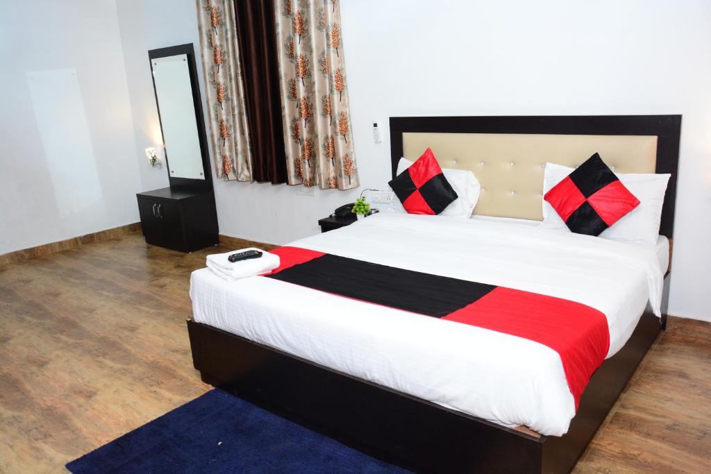 Hotel Polomax, Nainital photo
