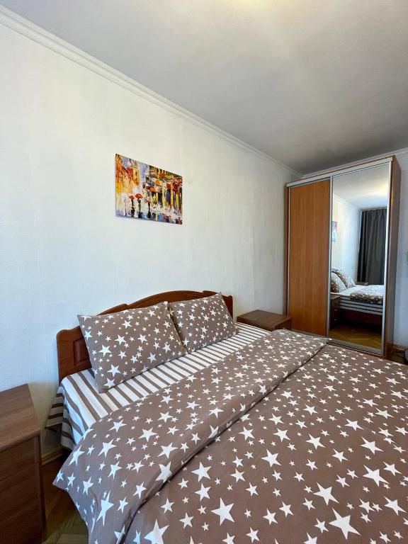 Comfortable One Beds with nice view for Independent sqr photo