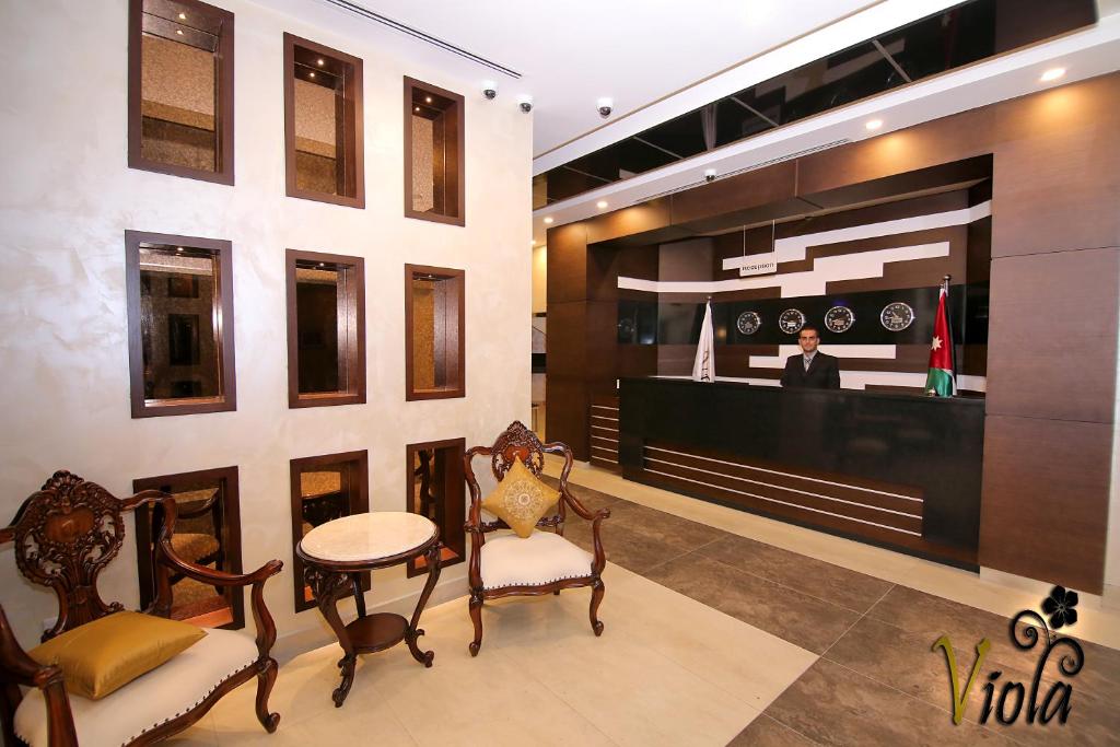 Viola Hotel Suites photo