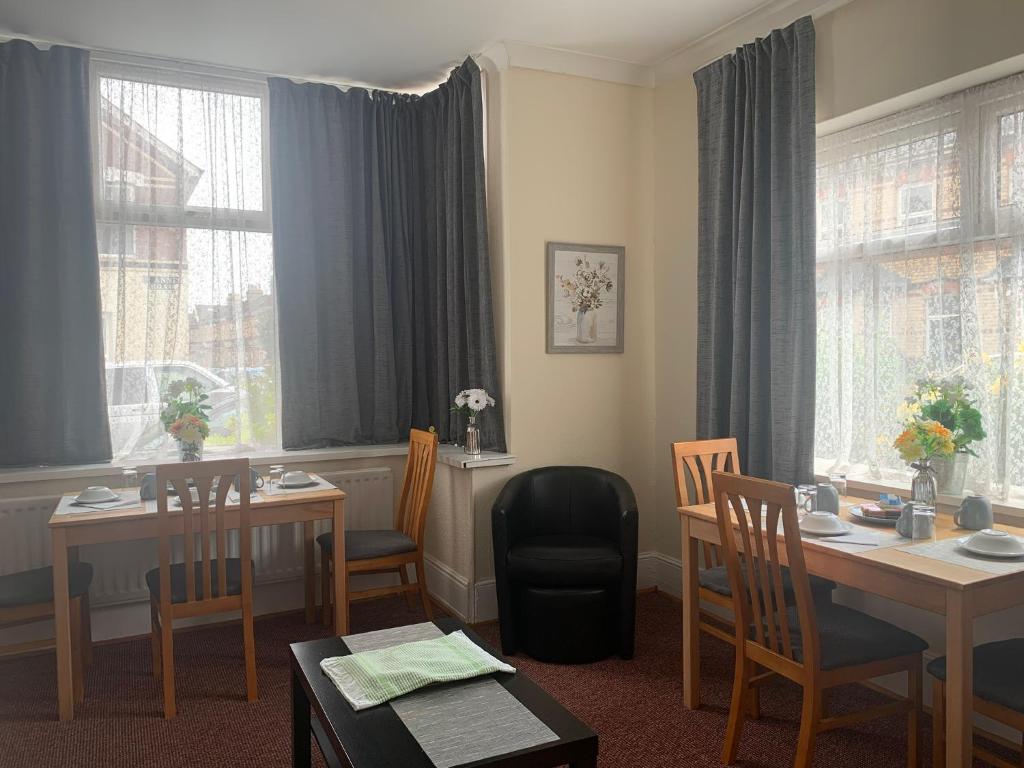 St Anne's Road Guest House photo