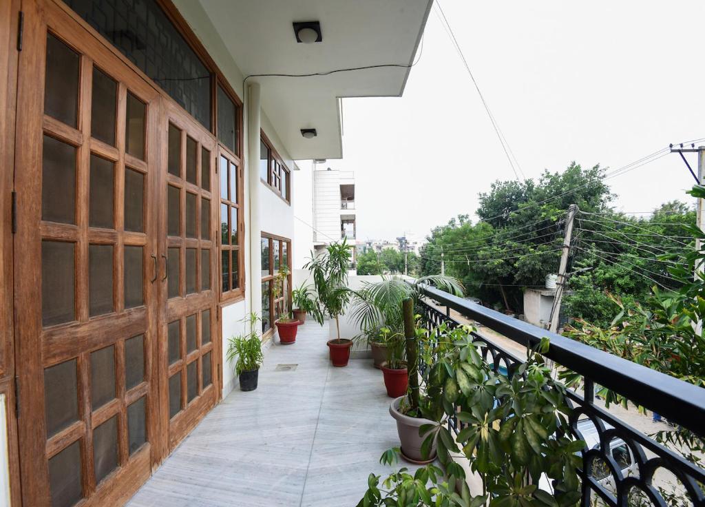 BedChambers Serviced Apartments - Artemis Hospital photo