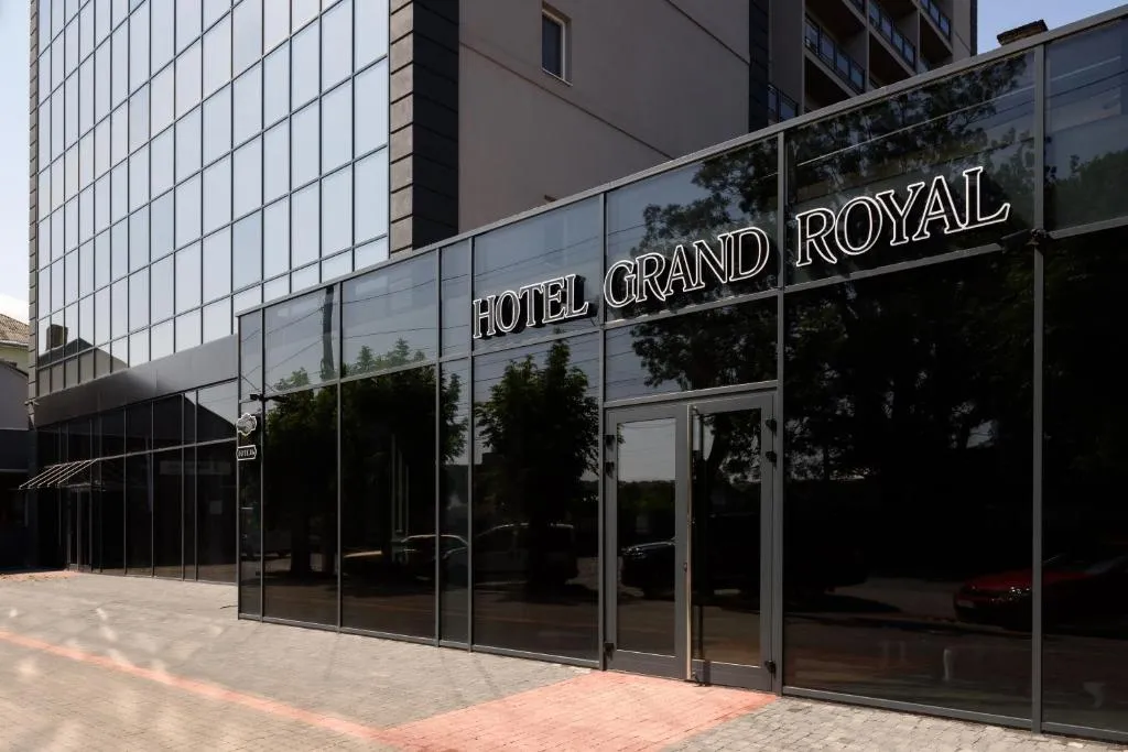 Grand Royal, Hotel in Czernowitz