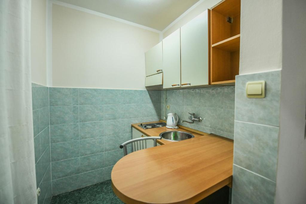 Jolly Apartments - 4